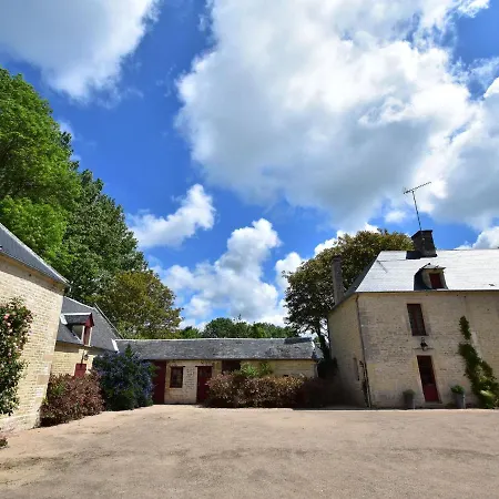 בית נופש Elegant Normandy Retreat *