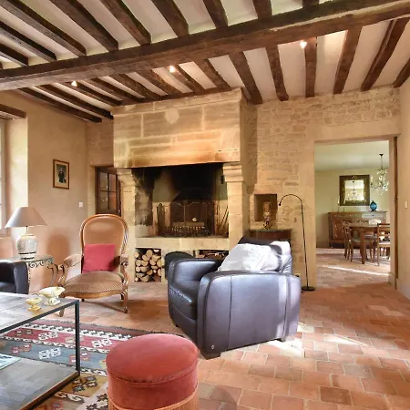 Elegant Normandy Retreat *