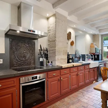 Elegant Normandy Retreat Lantheuil