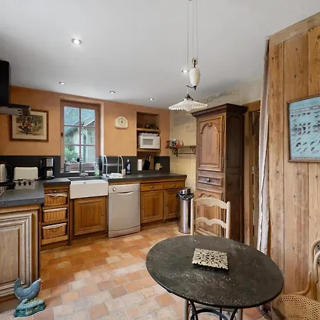 Casa de Férias Elegant Normandy Retreat Lantheuil