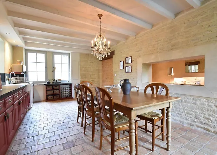 Elegant Normandy Retreat *