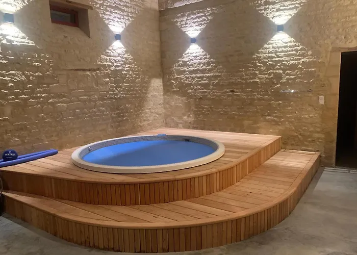 Elegant Normandy Retreat *