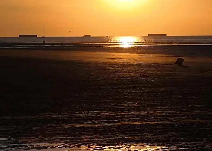 Elegant Normandy Retreat *